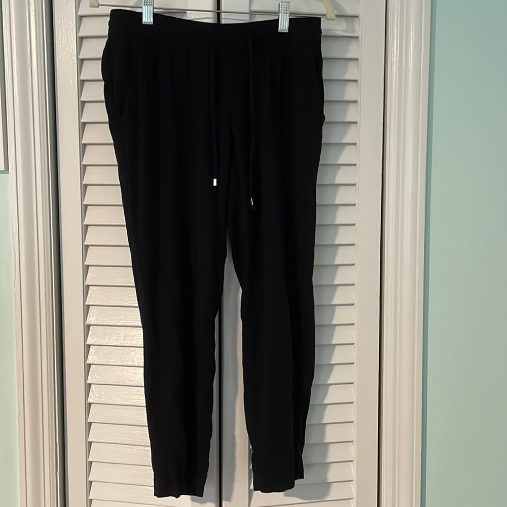 Womens Old Navy black lightweight fancy joggers size XS